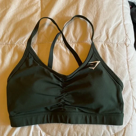 Gymshark Ruched Sports Bra - Picture 3 of 5